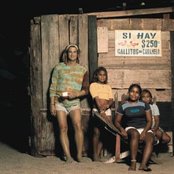 Carlos Vives - List pictures