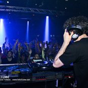 High Contrast - List pictures