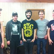 Real Friends - List pictures