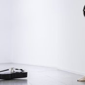 Julia Kent - List pictures