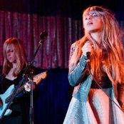 Puro Instinct - List pictures