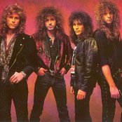 Winger - List pictures