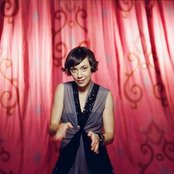 Inara George - List pictures