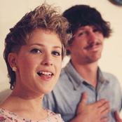 Emma Louise - List pictures