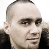 Tiki Taane - List pictures