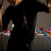 Douglas Greed - List pictures