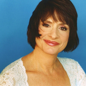 Patti Lupone - List pictures