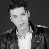 Andy Black - List pictures