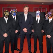 Los Straitjackets - List pictures