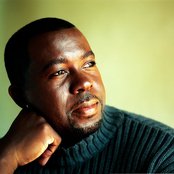 Kashif - List pictures