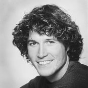 Andy Gibb - List pictures