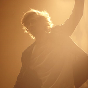 Sebastian Lind - List pictures