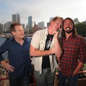 Them Crooked Vultures - List pictures