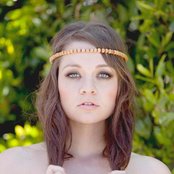 Stacy Clark - List pictures