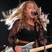 Alice Gold - List pictures