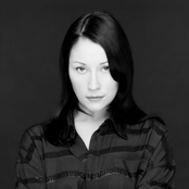 Holly Cole - List pictures