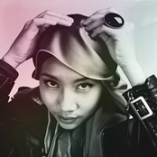 Yuna Zarai - List pictures