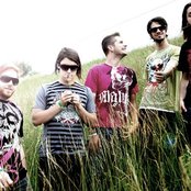 Destroy The Runner - List pictures