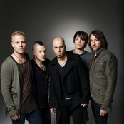 Chris Daughtry - List pictures