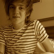 A Rocket To The Moon - List pictures