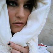 Leah Haywood - List pictures