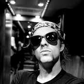 Jon Foreman - List pictures