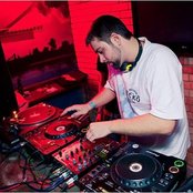 Physical Illusion - List pictures