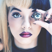 Melanie Martinez - List pictures
