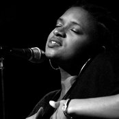 Lizz Wright - List pictures