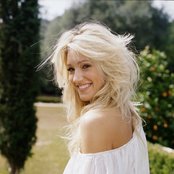 Whitney Duncan - List pictures