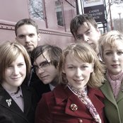 Paper Moon - List pictures