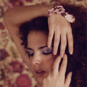 Vanessa Da Mata - List pictures