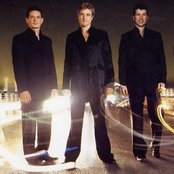 Amici Forever - List pictures