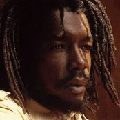 Peter Tosh - List pictures