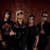 Decemberadio - List pictures