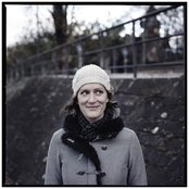 Laura Gibson - List pictures