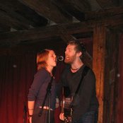 Glen Hansard & Markéta Irglová - List pictures