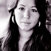 Yvonne Elliman - List pictures