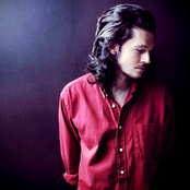 Benny Tipene - List pictures