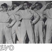 Devo - List pictures