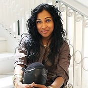 Melanie Fiona - List pictures