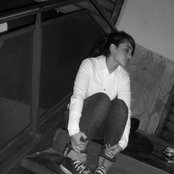 Camelia Jordana - List pictures