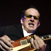 Joe Bonamassa - List pictures