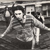 Levitation - List pictures