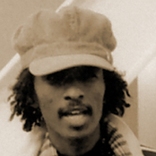 K'naan - List pictures