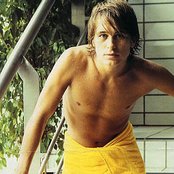 Mark Owen - List pictures