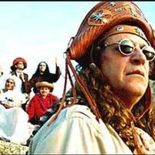 Alçeu Valença - List pictures