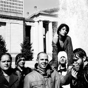 Far-less - List pictures