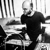 Andy Stott - List pictures