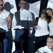 Dominique - List pictures